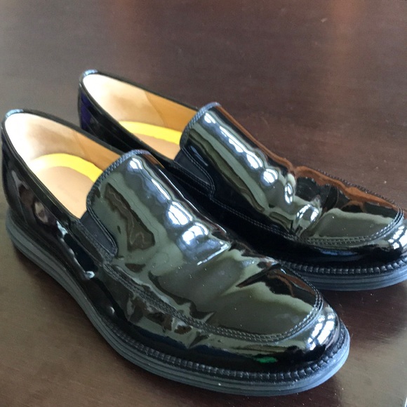 COLE HAAN PATENT LEATHER SLIP ON LOAFERS MENS 12M - Picture 1 of 4